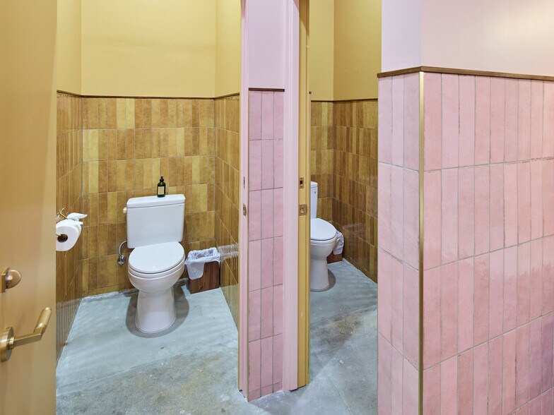 More Photos Of 112 Arena St, El Segundo Office For Sale