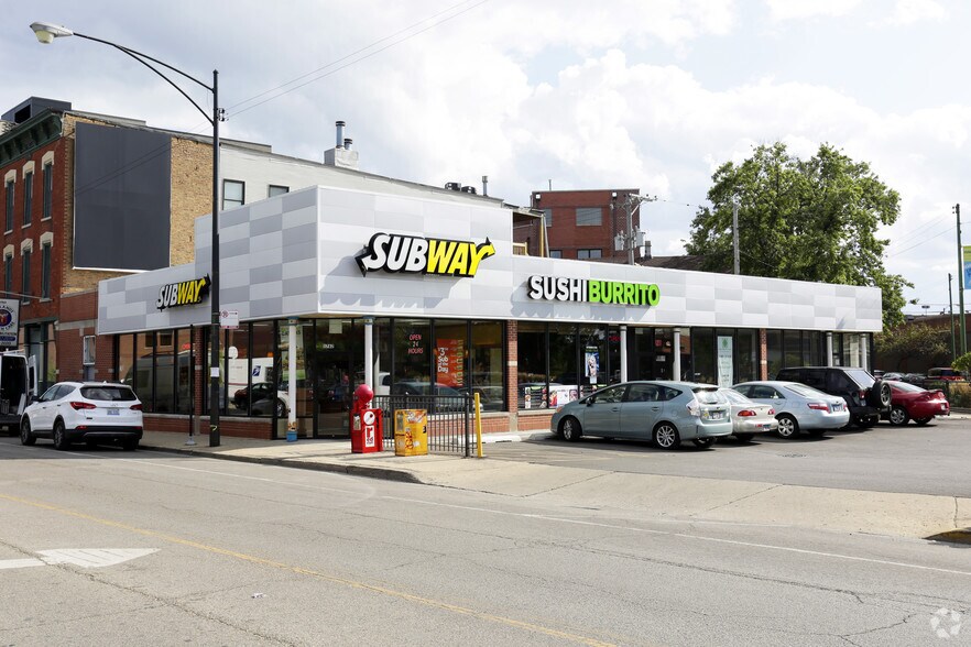 More Photos Of 1751 N Sheffield Ave, Chicago Freestanding For Lease