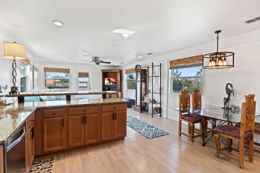 More Photos Of 6050 Stringfellow Rd, Saint James City Land For Sale