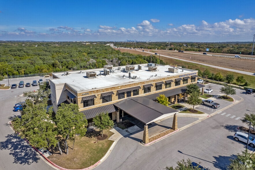 More Photos Of 5200-B Davis Ln, Austin Medical For Lease