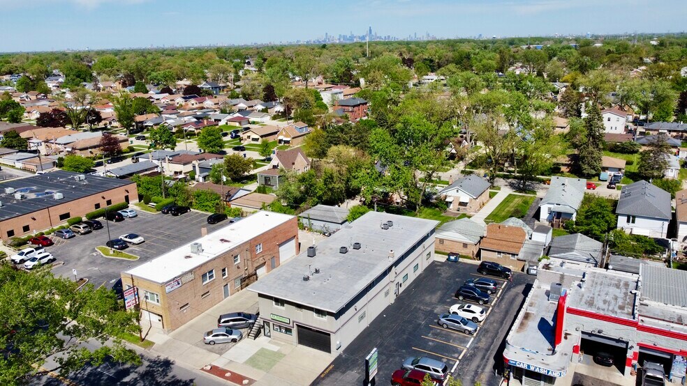 More Photos Of 4425 S Harlem Ave, Berwyn Apartments For Sale