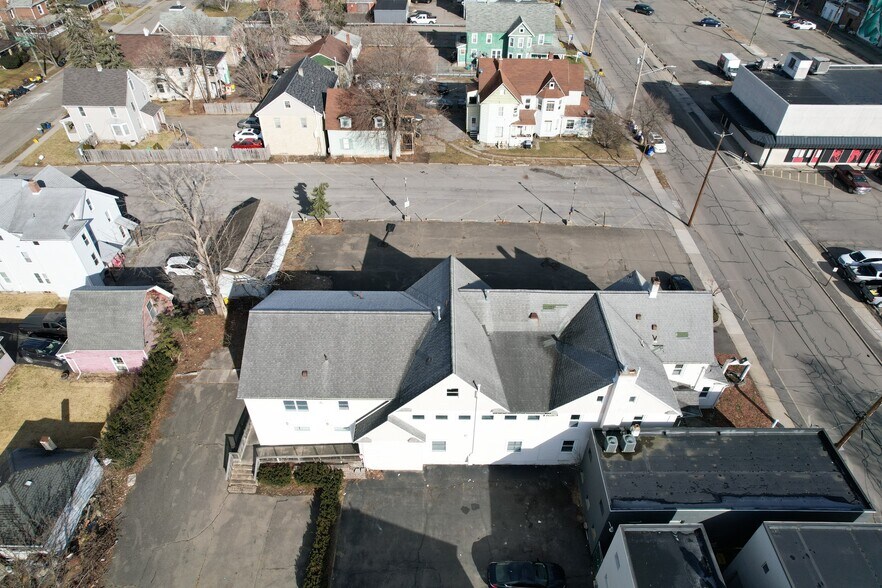 More Photos Of 1105 Monroe St, Endicott Medical For Sale