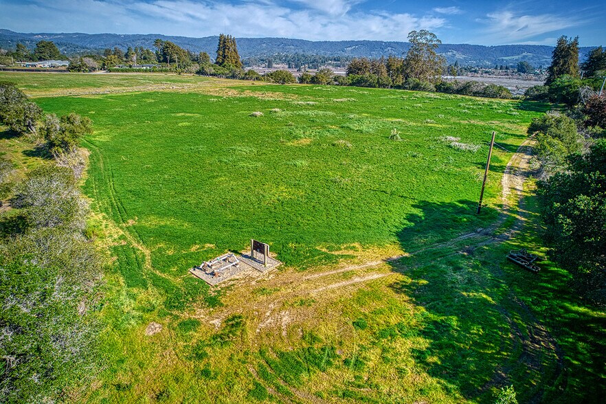 More Photos Of 571 Calabasas, Watsonville Land For Sale