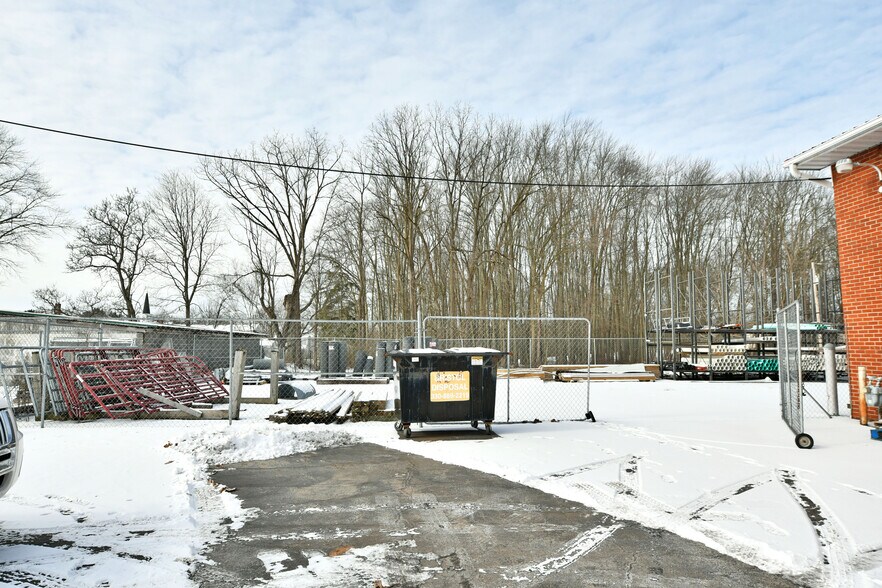 More Photos Of 8837 State Route 45, North Bloomfield Storefront For Sale