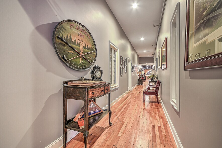 More Photos Of 220 Broad St, Kingsport Flex For Sale
