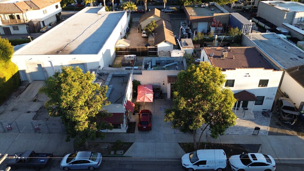 More Photos Of 824 Reddick St, Santa Barbara General Retail For Sale