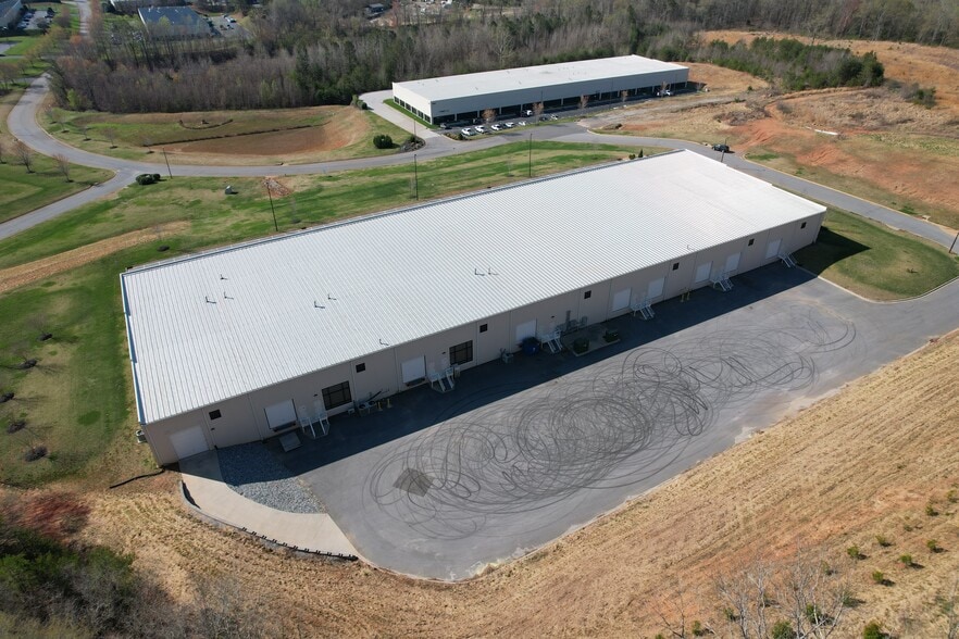 More Photos Of 140 Corporate Dr, Spartanburg Research And Development For Lease