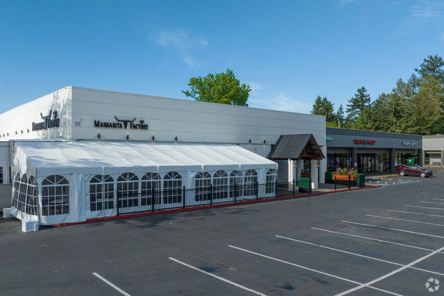 More Photos Of 11211 SE 82nd Ave, Portland Unknown For Lease