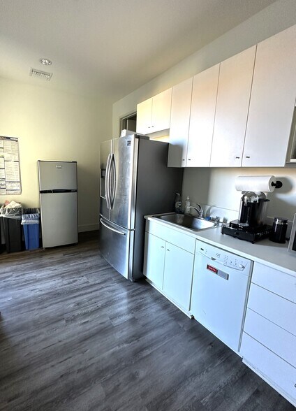 More Photos Of 1149 3rd St, Santa Monica Loft Creative Space For Lease