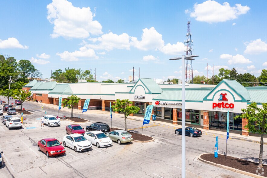 More Photos Of 1891 S State Rd, Upper Darby Township Unknown For Lease