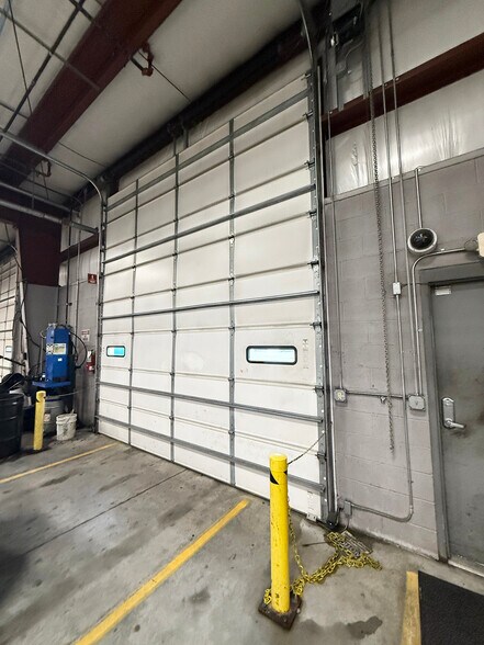 More Photos Of 1223 N Quebec St, Allentown Service For Lease