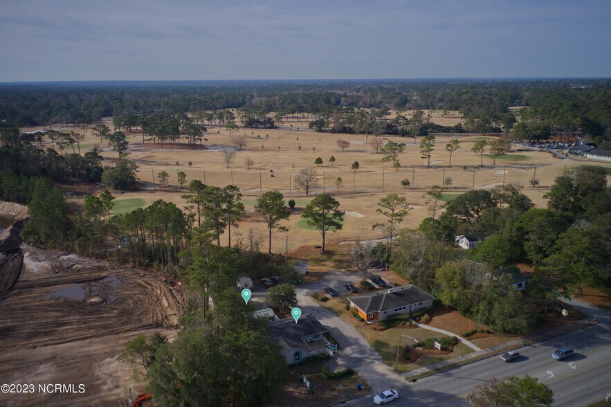 More Photos Of 5018 Oleander Dr, Wilmington Office Residential For Sale