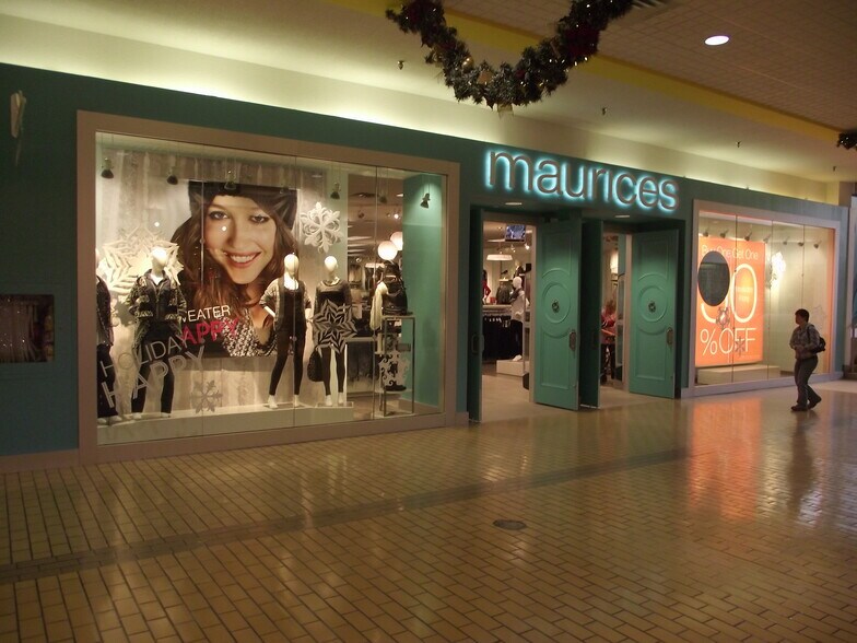 More Photos Of 1500 Riverside Dr, Timmins Unknown For Lease