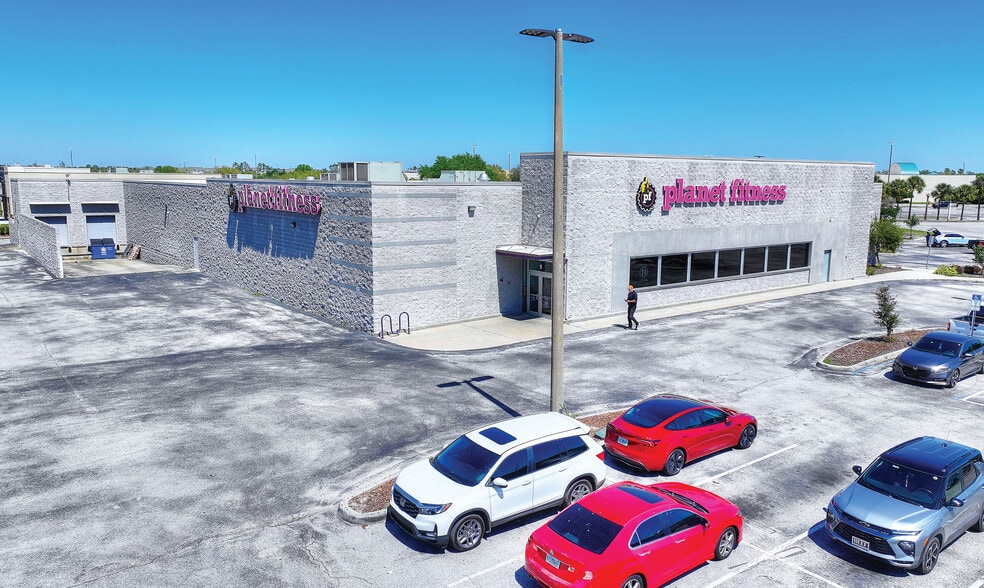 More Photos Of 9 Eagle Ridge Dr, Lake Wales Freestanding For Lease