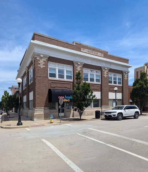 Primary Photo Of 701 Monroe Ave, Charleston Office For Sale
