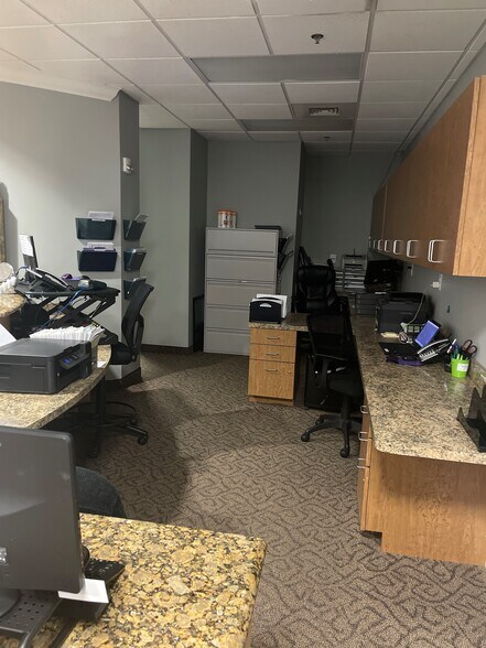 More Photos Of 4805 Park Rd, Charlotte Storefront Retail Office For Lease