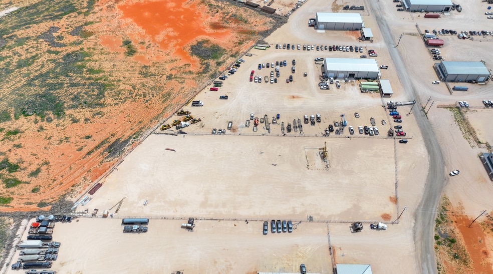 More Photos Of 3.0 Acre Laydown Yard on East County Road 128, Midland Land For Lease