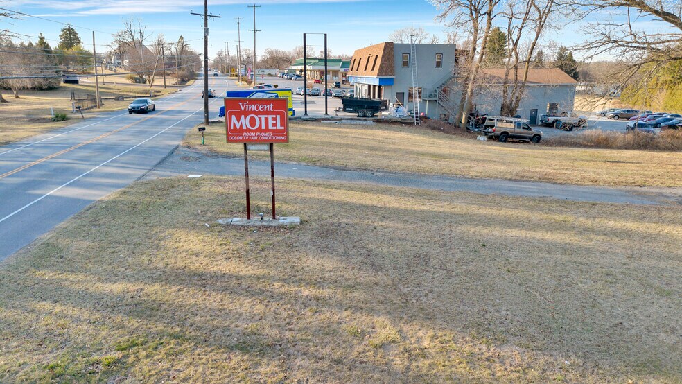 More Photos Of 3585 Schuylkill Rd, Spring City Hotel For Sale