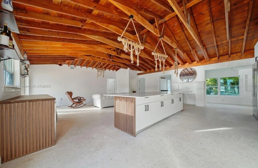 More Photos Of 1110 NW North River Dr, Miami Specialty For Sale