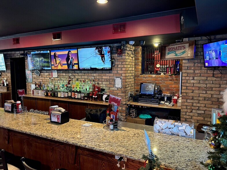 More Photos Of 801 Sixth St, Mendota Storefront Retail Residential For Sale