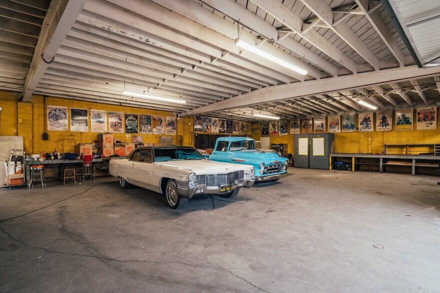 More Photos Of 10803-10811 Riverside Dr, North Hollywood Auto Repair For Lease