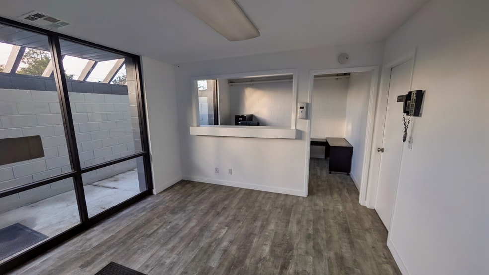 More Photos Of 48 Laurel St, Redwood City Service For Sale