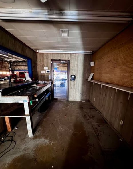 More Photos Of 18130 TN-125, Bolivar Flex For Sale