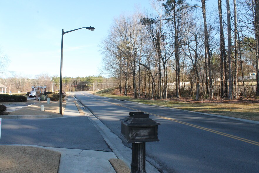 More Photos Of 111 Laurel Creek Rd Se, Calhoun Medical For Lease