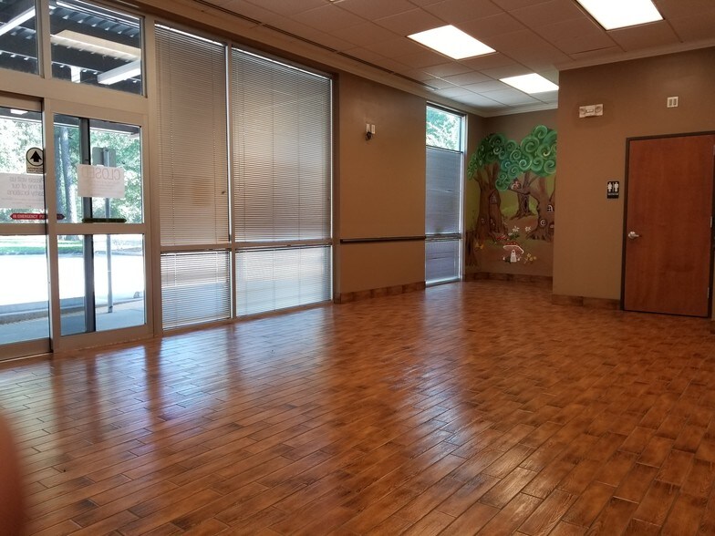 More Photos Of 2158 Northpark Dr, Kingwood Medical For Sale