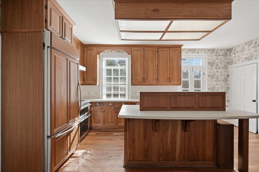 More Photos Of 217 W Boscawen St, Winchester Restaurant For Sale