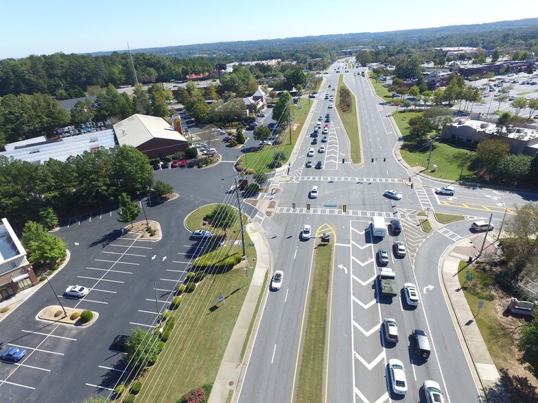 More Photos Of 5725 State Bridge Rd, Johns Creek Freestanding For Lease