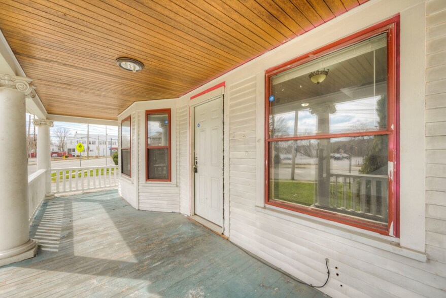More Photos Of 4432 Pearl Rd, Cleveland Specialty For Sale