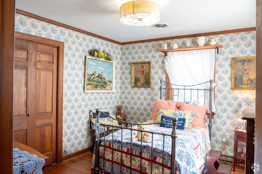 More Photos Of 172 Aldebaran Rd, Mathews Apartments For Sale