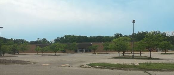 More Photos Of 6455 US Highway 31 N, Williamsburg Bar For Sale