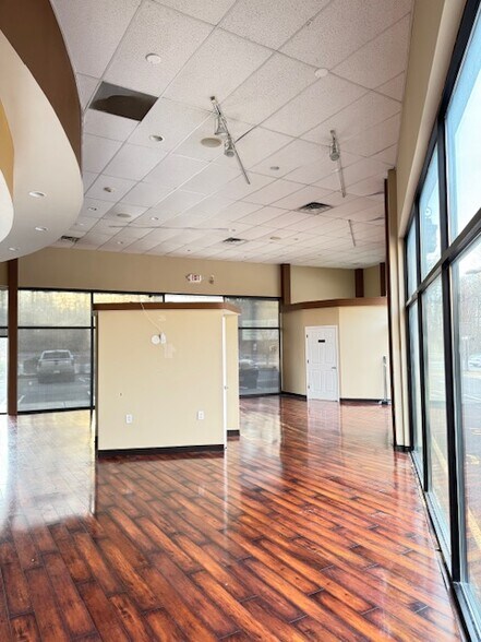 More Photos Of 731 State Route 35, Ocean General Retail For Lease