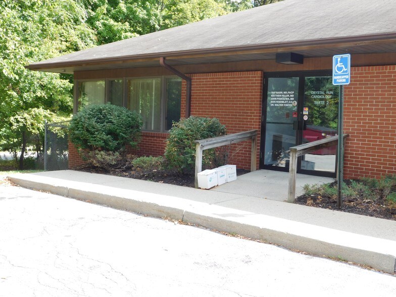 More Photos Of 236 Crystal Run Rd, Middletown Office For Sale