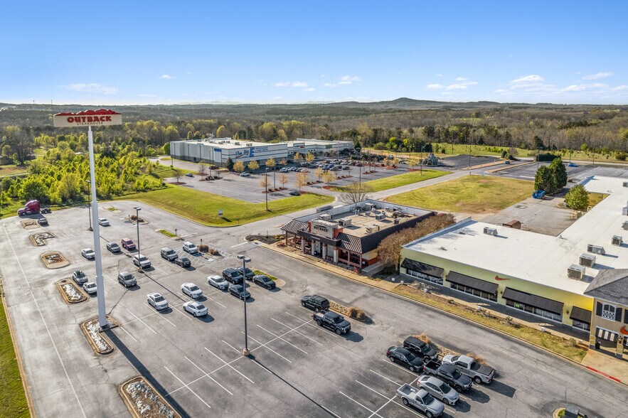 More Photos Of 945 Factory Shops Blvd, Gaffney Restaurant For Sale
