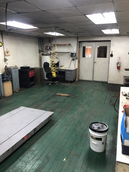 More Photos Of 496 IN-26, Frankfort Office For Sale