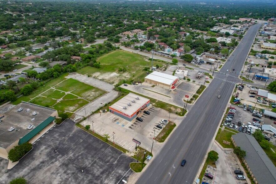 More Photos Of 1920 Bandera Rd, San Antonio Land For Sale