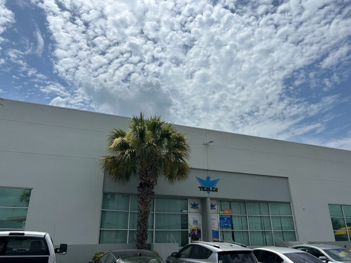 More Photos Of 7448-7498 NW 54th St, Miami Warehouse For Lease