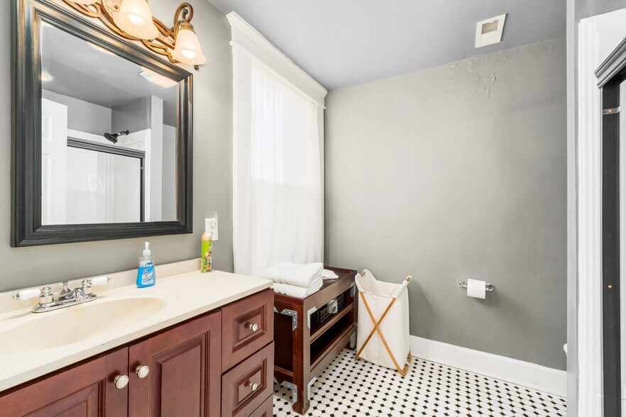 More Photos Of 111 W Main St, Bremen Storefront Retail Residential For Sale