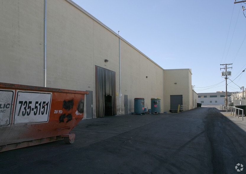 More Photos Of 2631 S Highland Dr, Las Vegas Manufacturing For Sale