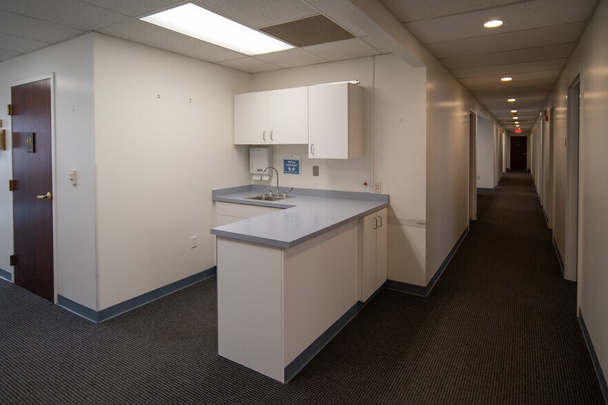 More Photos Of 235 North St, Buffalo Medical For Sale