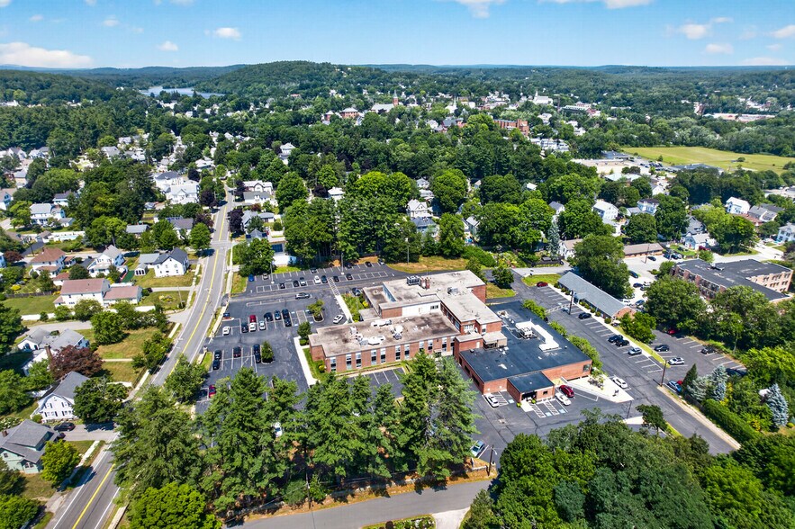 More Photos Of 24 Morrill Pl, Amesbury Medical For Lease
