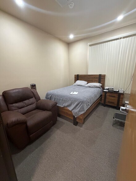 More Photos Of 10655 Professional Circle Dr, Reno Office For Lease