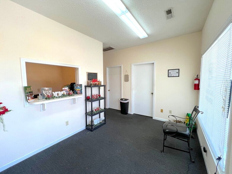 More Photos Of 698 E New Hope Rd, Goldsboro Freestanding For Sale