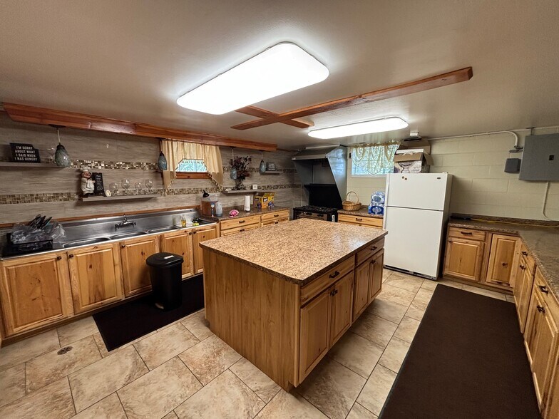 More Photos Of 13304 Toepfer Rd, Warren Religious Facility For Sale