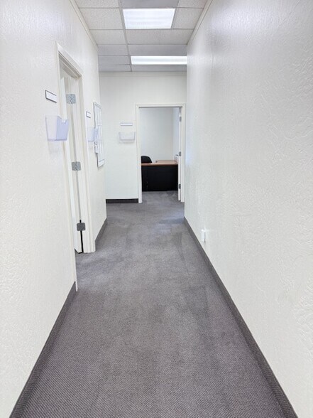More Photos Of 4651 Quail Lakes Dr, Stockton Office For Lease