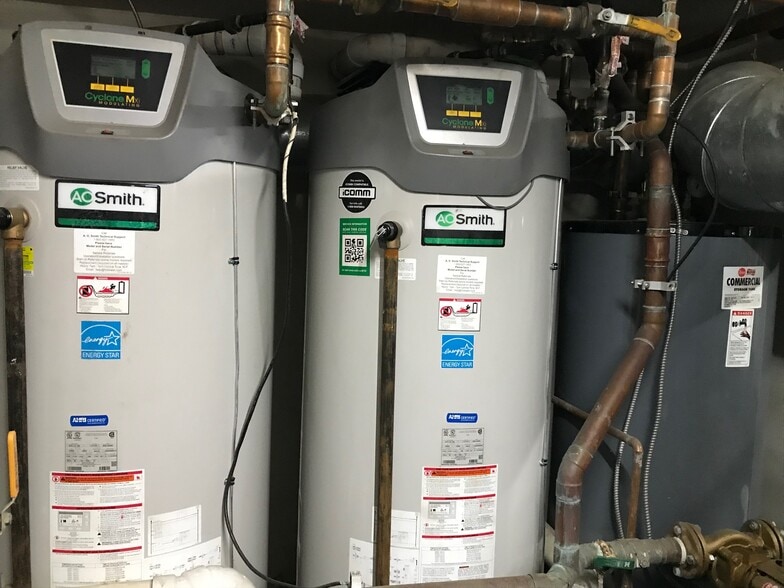 More Photos Of 533 E 2nd Ave, Roselle Apartments For Sale