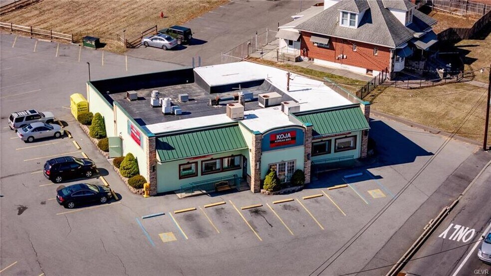 Primary Photo Of 1061 S 25th St, Easton Restaurant For Sale